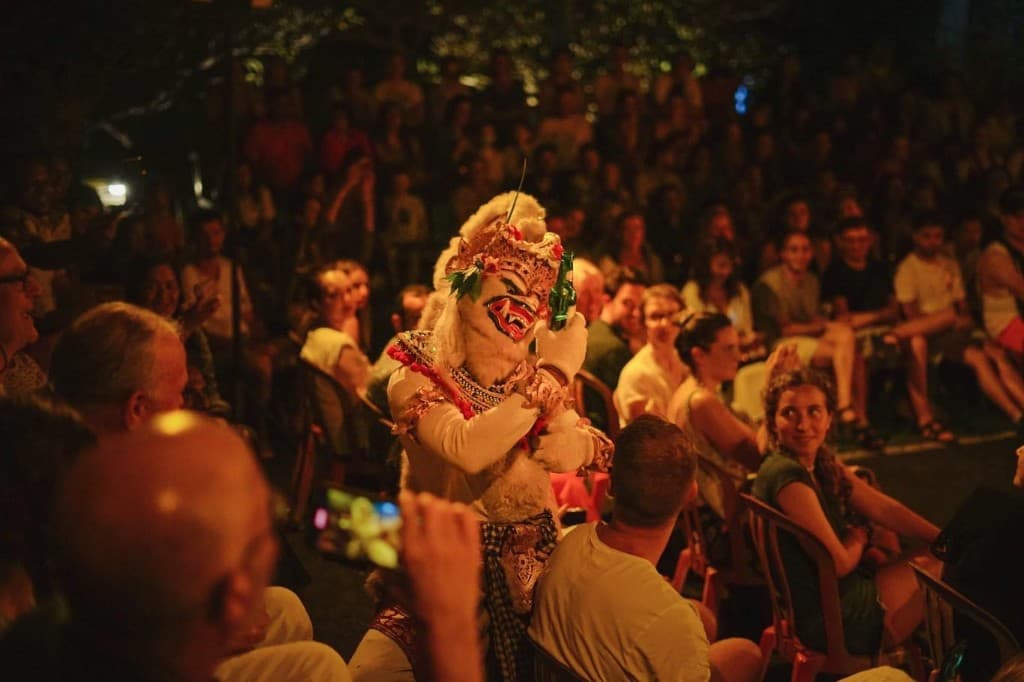 Hanoman in the audience during the Ramayana Kecak at Pura Dalem Kutuh Kaja