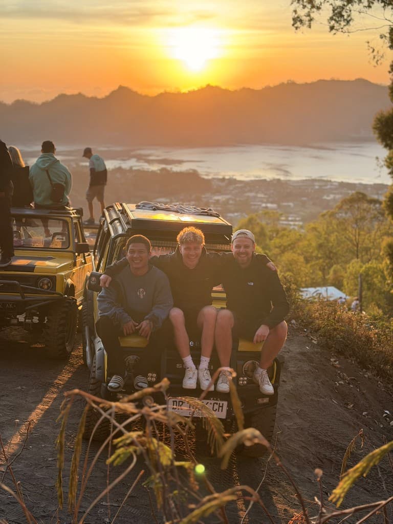 Mount Batur Sunrise Jeep Tour + Natural Hot Spring (2026): Batur vs Toya Devasya, Prices, Timing